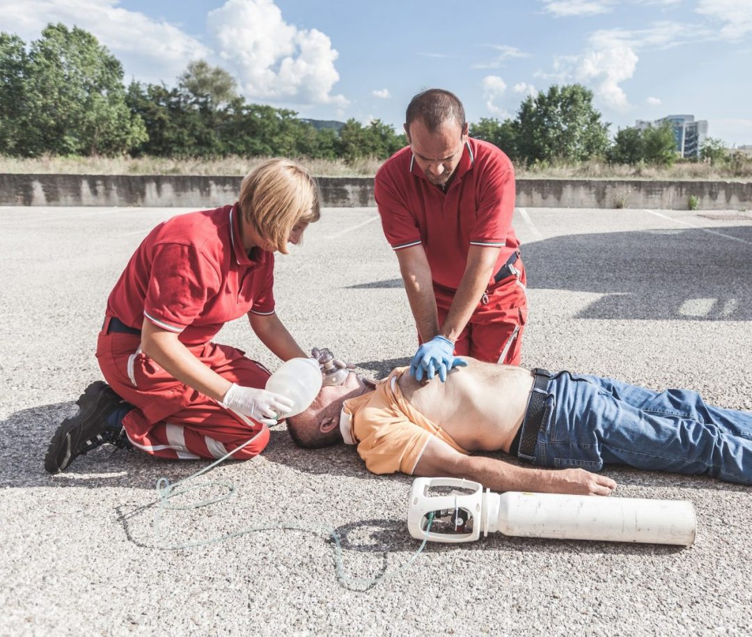 Basic Life Support Bls Training Canadian Red Cross Partner