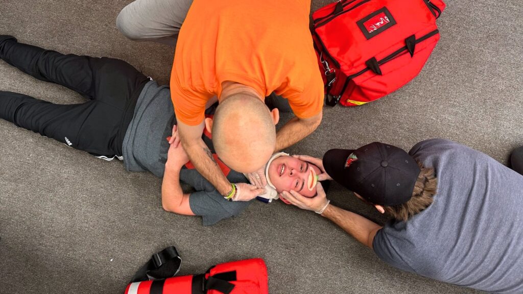 10 things you will learn in an emergency medical responder program