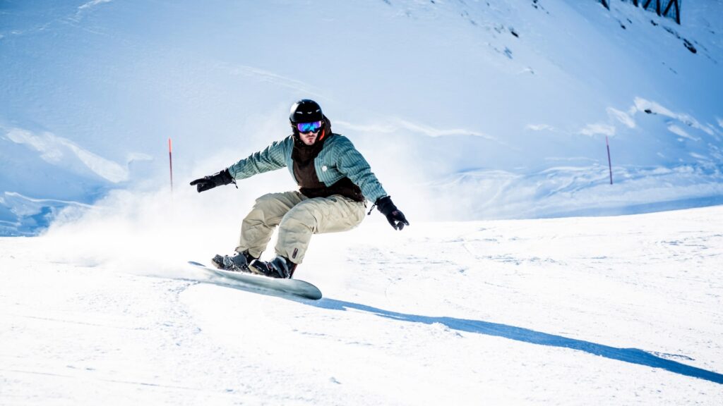 First aid for snowboarding and skiing